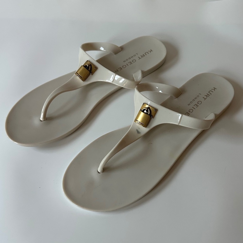 Kurt Geiger London Jelly Sandals T-Strap Padlock‎ Cream and Gold size 39